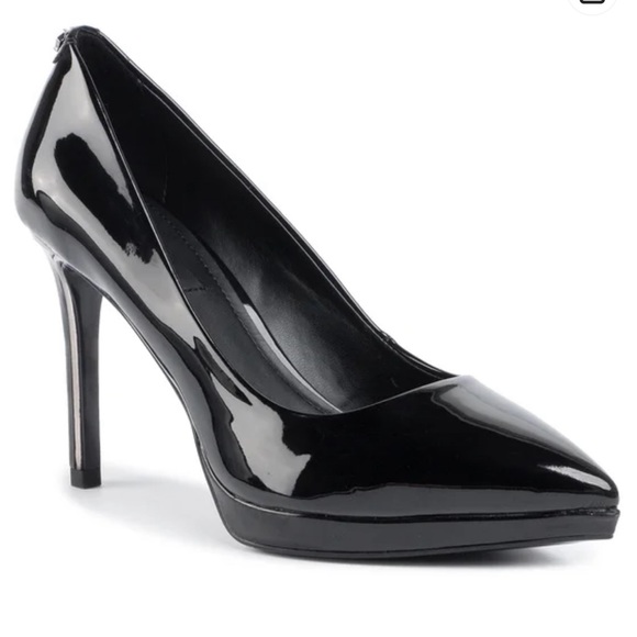 Dkny Black Patent Leather Pumps Size 8.5 - Picture 2 of 7
